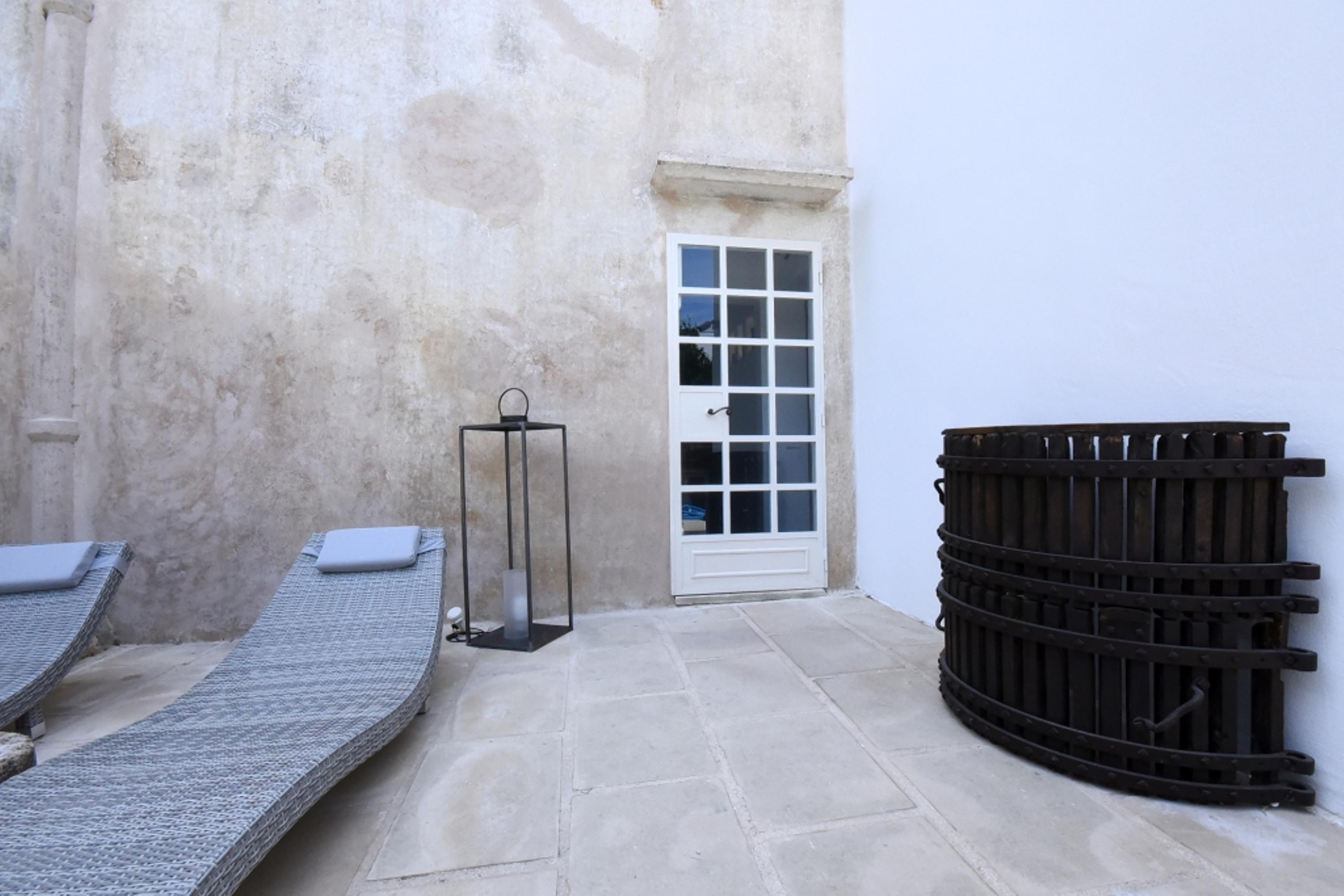 Palazzo Castriota Bed & Breakfast Alezio Exterior photo